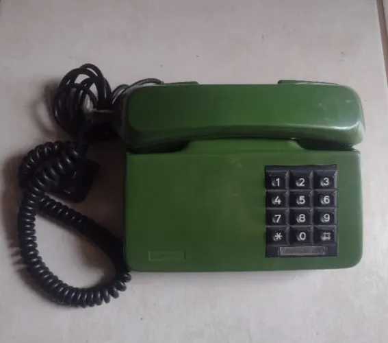 Telefone Antigo