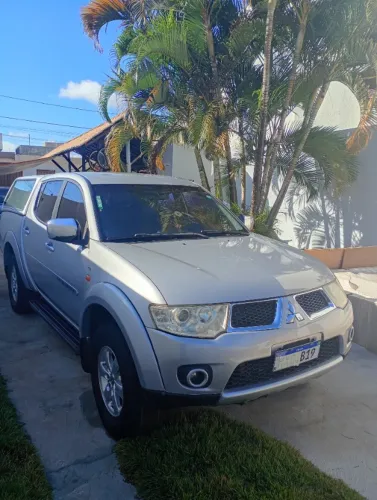 Mitsubishi L200 Triton HPE 3.2 CD TB Int.diesel AUT 2013