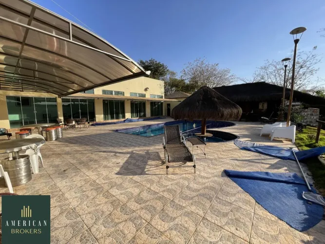 Aluguel Chácara de Luxo 8 Quartos, 5 Suítes, Piscina, Hidro, Varanda Gourmet