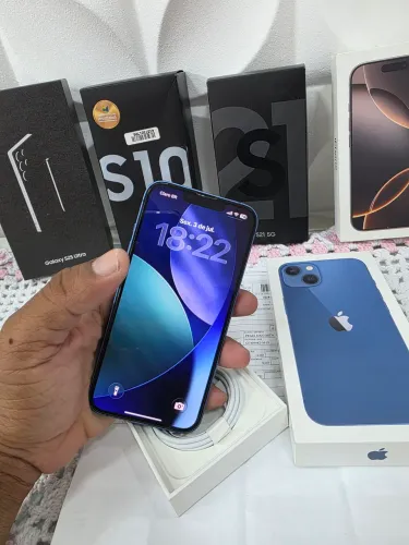 ? iPhone 13 - 256 GB