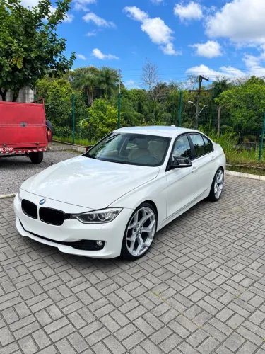 BMW 320I A 2.0 Turbo/activeflex 16V 184cv 4P 2013
