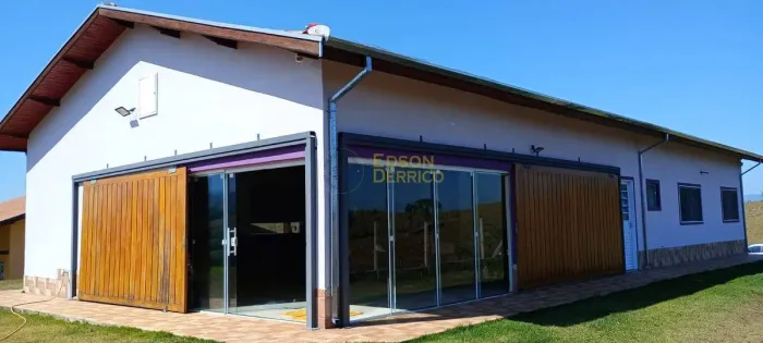 Casa com 4 quartos à Venda, Ribeirão Grande - Pindamonhangaba