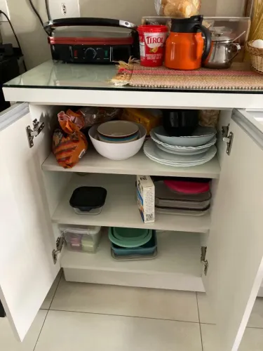 Balcão com mesa
