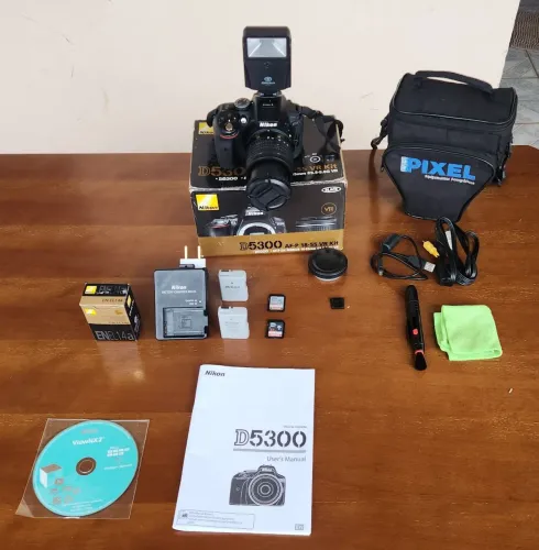 Câmera Nikon D5300 Completa + 96GB + Acessórios