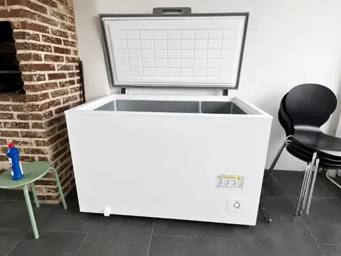 VENDE-SE FREEZER ELECTROLUX 400L INVERTER - SEMINOVO