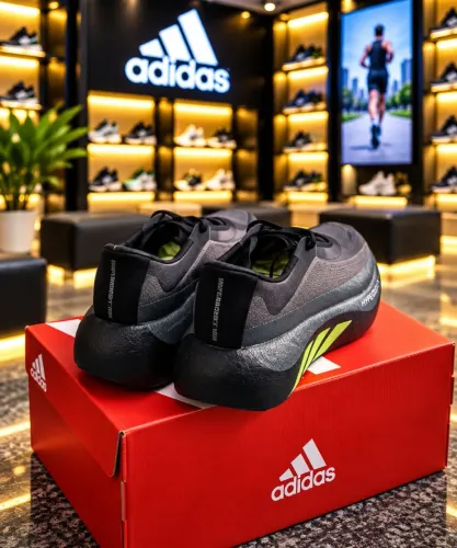 Adidas hyperboost EE
