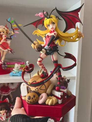 Figure Oshino Shinobu - Ichiban Kuji- Monogatari series