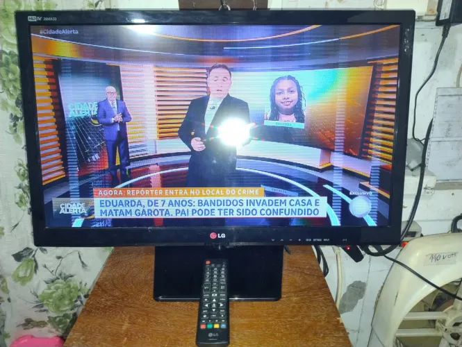 TV e monitor LG funciona perfeitamente apenas alguns chuvisco na tela mais da pra ver per