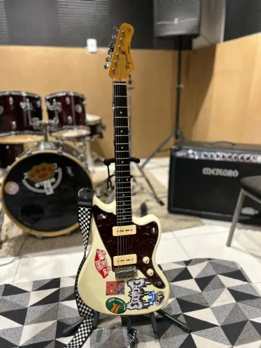 Guitarra tagima tw série modelo jazzmaster 