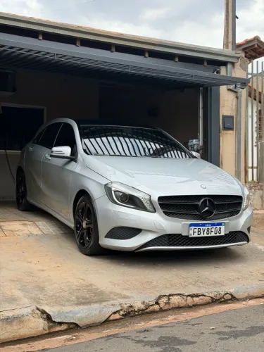 Mercedes-Benz Classe A 200 1.6 TB 16V Urban 156cv Aut. 2015