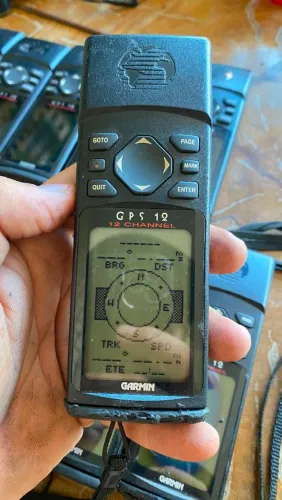 Gps Garmin 12 excelente estado