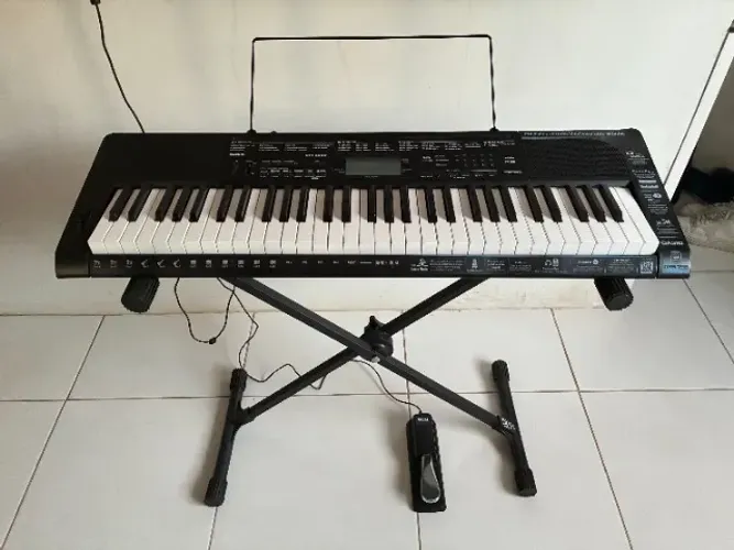 Kit Teclado Casio CTK-3500 + Suporte IBOX + Pedal Sustain Thida