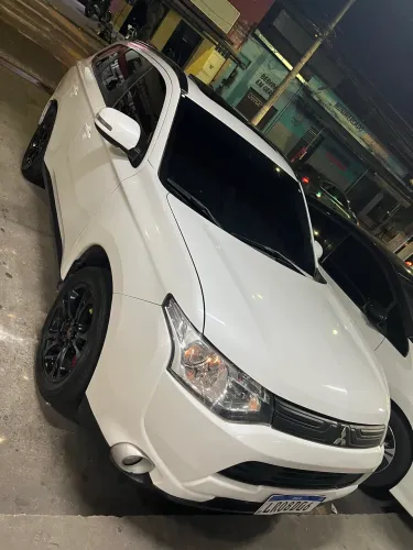 Mitsubishi Outlander 2.0 16V 160cv Aut. 2015