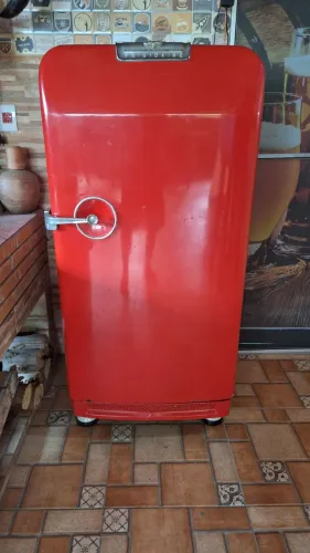 GELADEIRA ANTIGA FRIGIDAIRE