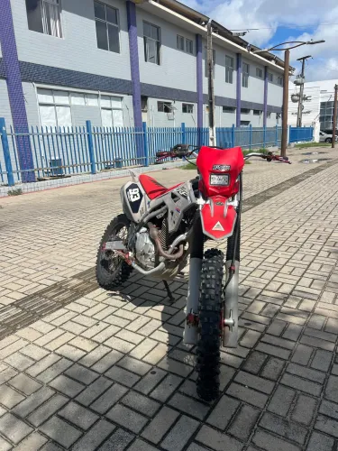 Vendo ou troco CRF 250f 