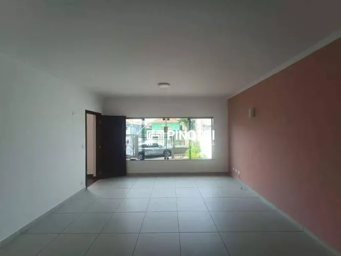 Casa com 3 dormitórios para alugar, 196 m² por R$ 4.547,39/mês - Jardim do Mar - São Berna