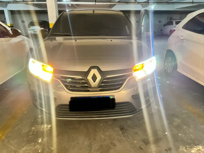 Renault Logan Life Flex 1.0 12V 4P Mec. 2021
