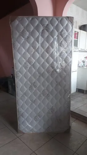 Cama Box Solteiro - Novo no Plástico