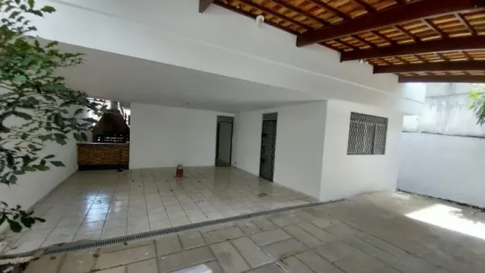 Casa comercial em Lagoa Nova 200 m2