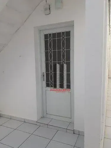 Casa com 2 dormitórios para alugar, 68 m² por R$ 1.980,00/mês - Vila Bertioga - São Paulo/