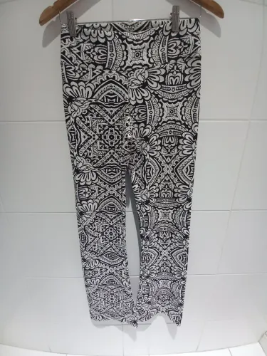 Calça preto e branco bailarina