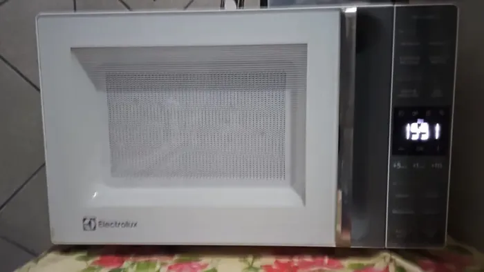 Vendo Microondas usado