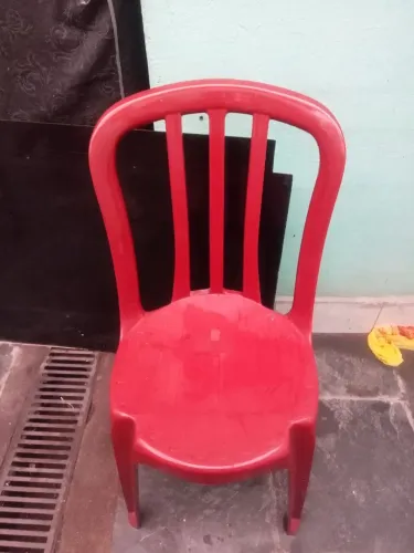 Cadeiras plástico 