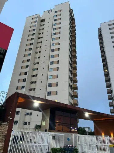 Imóvel para venda possui 77 metros quadrados com 3 quartos em Nova Parnamirim - Parnamirim