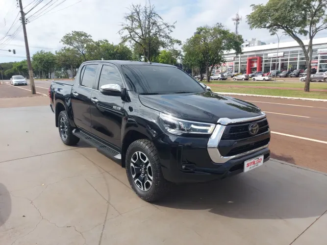 Toyota Hilux CD SRX 4X4 2.8 TDI 16V Diesel Aut. 2023