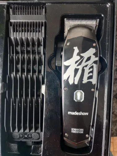 Máquina Madeshow M10 Profissional (Para Retirada de Peças ou Conserto - Com Pentes)