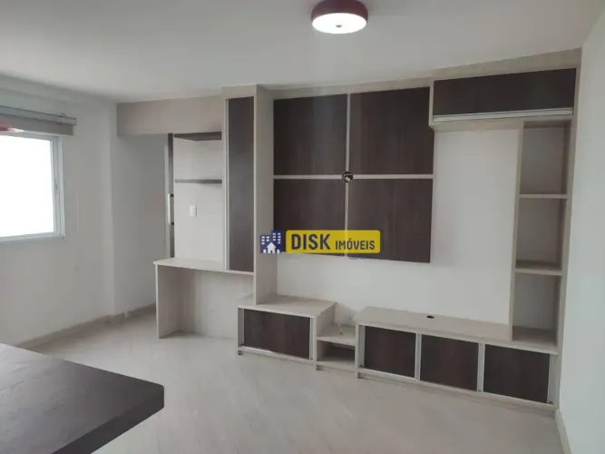 Apartamento com 2 dormitórios para alugar, 57 m² por R$ 2.975,00/mês - Vila Valparaíso - S