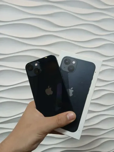 Iphone 13 128gb com caixa + acessórios 