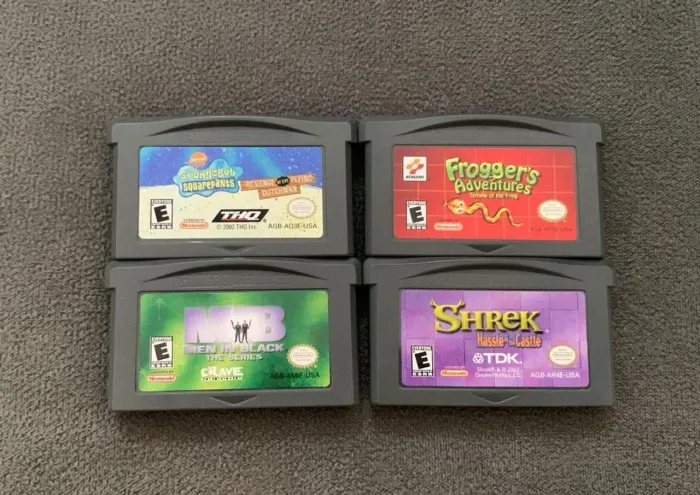 Cartuchos originais GBA americanos