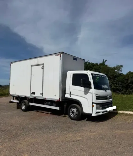 Vendo caminhão 15.000