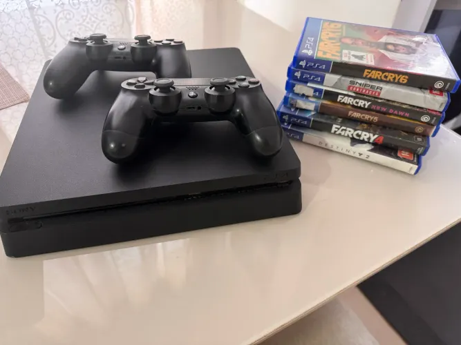 PlayStation 4