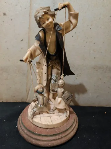 Estatueta decorativa resina italiana