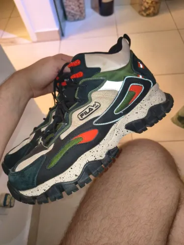 Tênis Fila Tracer TR 2 Mid (Tamanho 42) off-white com verde