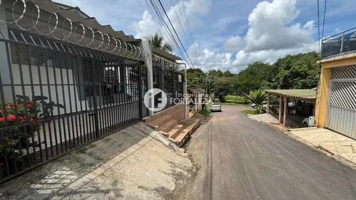 Térrea para venda tem 140 metros quadrados com 3 quartos em Bosque - Rio Branco - AC