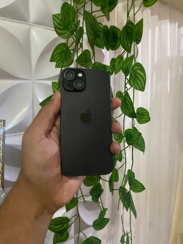 iPhone 15 128GB