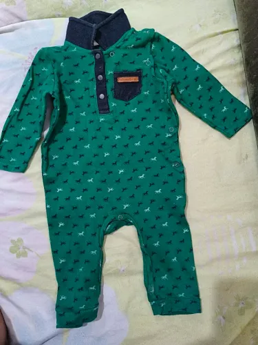 Kit 3 peças Roupas diversas  infantil bebê (macacão, roupa cobertor e conjunto moletom)