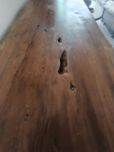 Mesa com banco de madeira de jaca