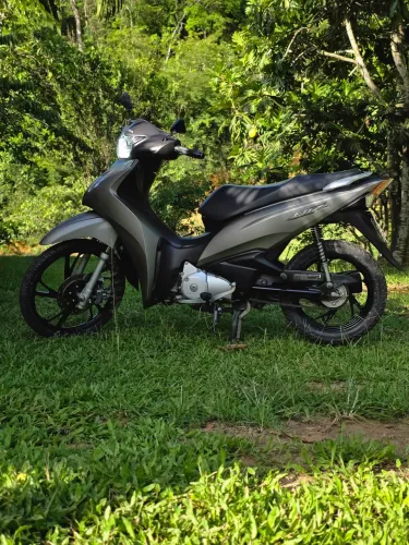 Vendo biz 125 2023