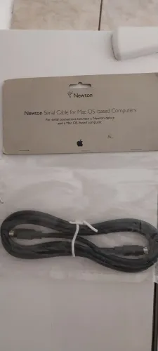 Newton serial cable for Mac OS- based Computer