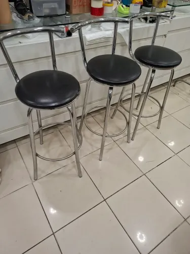 Banquetas 3 por 199- retirar no bras
