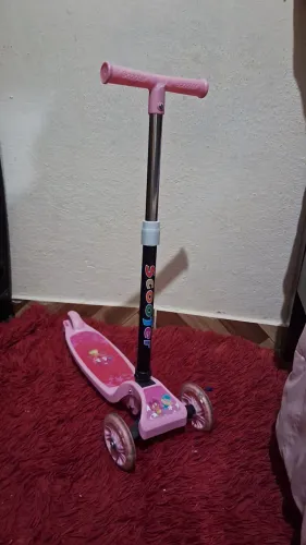 Vendo patinete de menina
