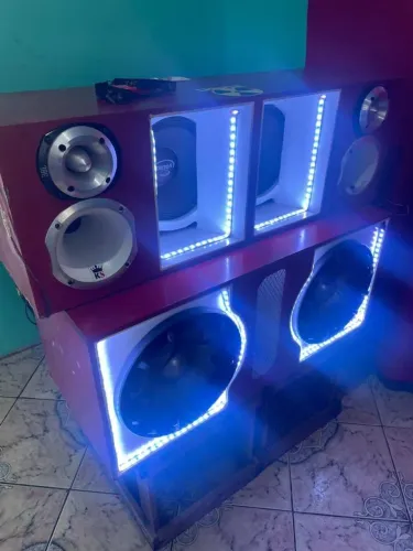 Som automotivo paredão