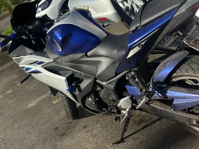 Aluguel de moto Yamaha R 3