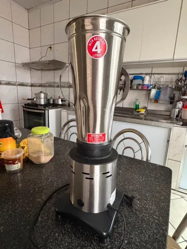 Liquidificador Industrial 4 Litros Alta Rotação Turbo Jarra de Aço Inoxidável