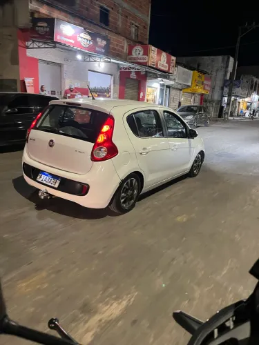 Fiat Palio Attractive 1.0 EVO Fire Flex 8V 5P 2015