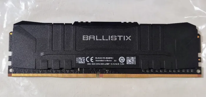 Memória RAM 8GB DDR4 Crucial Ballistix 3000Mhz (1x8gb)